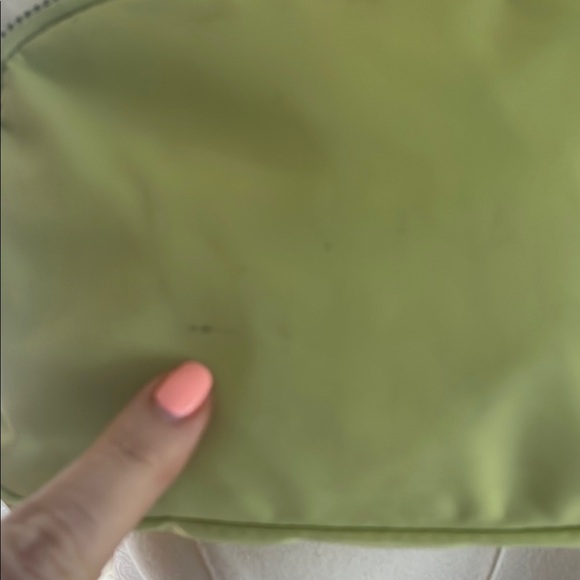 Lululemon Everywhere Lemon Lime Green Belt Bag Crossbody - Picture 3 of 15